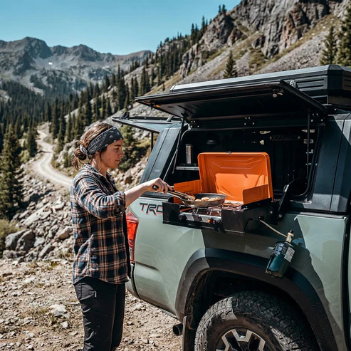 Toyota Tacoma Truck Bed Cap 2016-2023 6ft | TKMAUTO Aluminum Topper Canopy